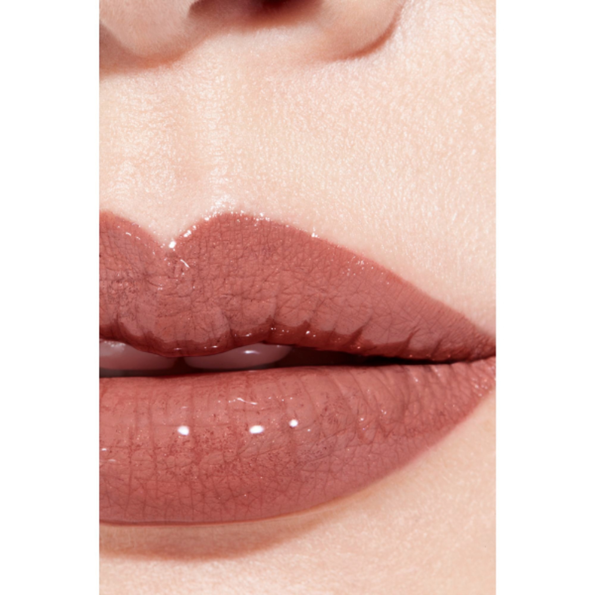  CHANEL LE ROUGE DUO ULTRA TENUE LE ROUGE DUO ULTRA TENUE-69  1 di 8 