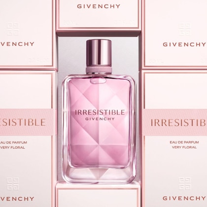 50 ML Givenchy IRRESISTIBLE VERY FLORAL Eau De Parfum  1 di 7 