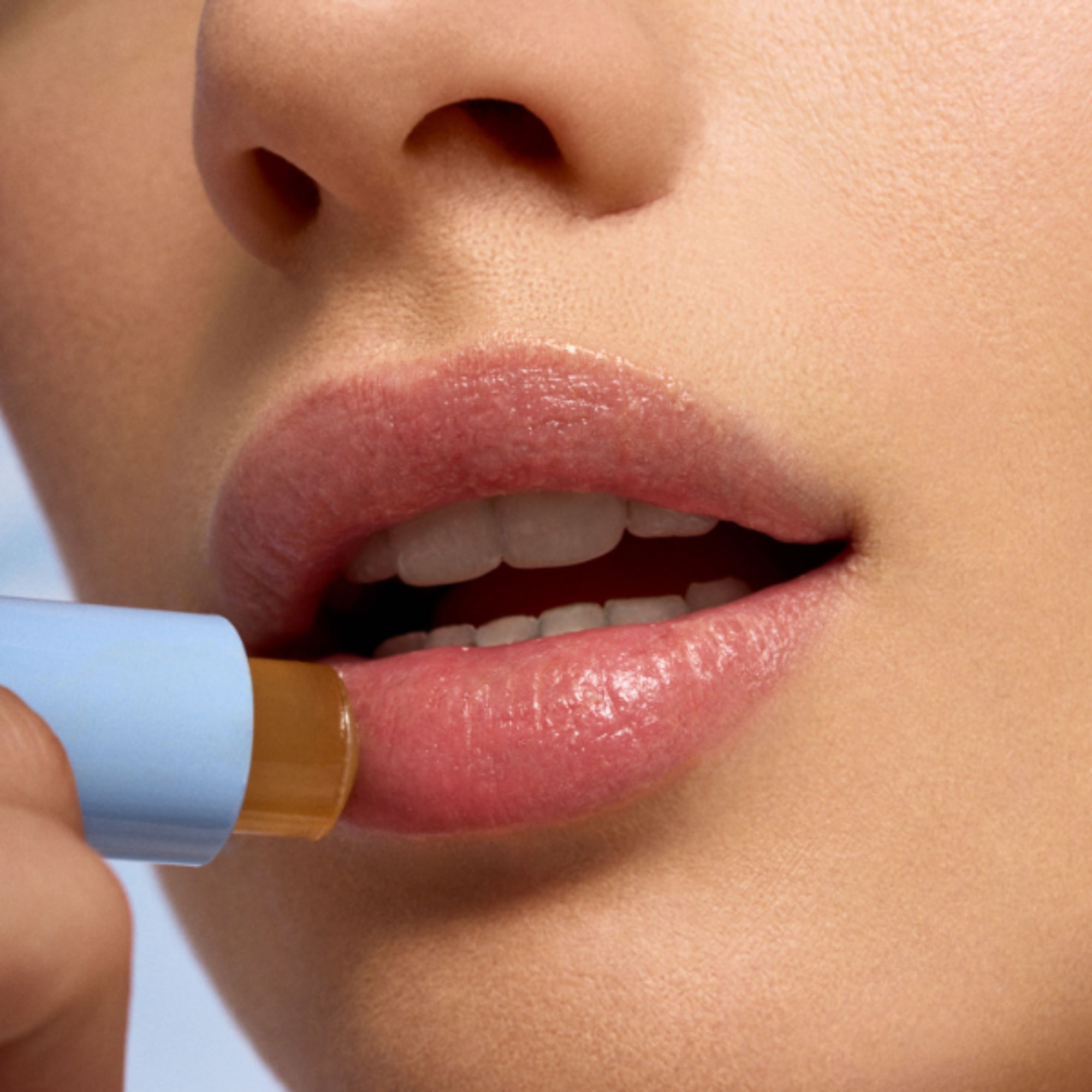 4,5 G ASTRA MAKE-UP LIP BALM SPF50 Balsamo Labbra 1 di 3
