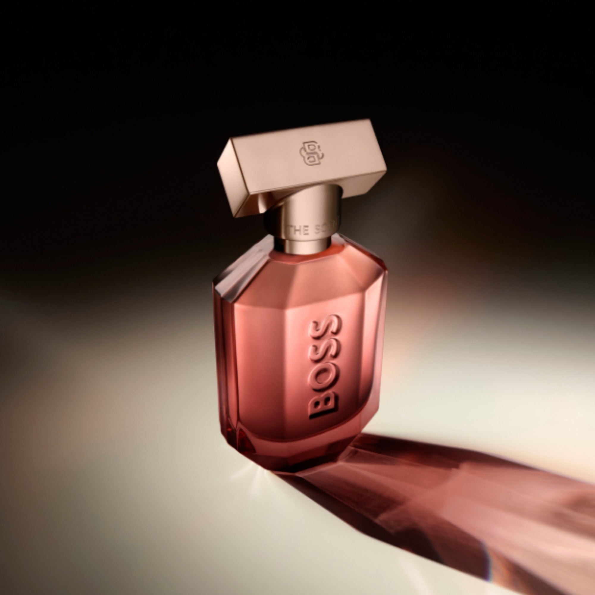 LE PARFUM POUR FEMME