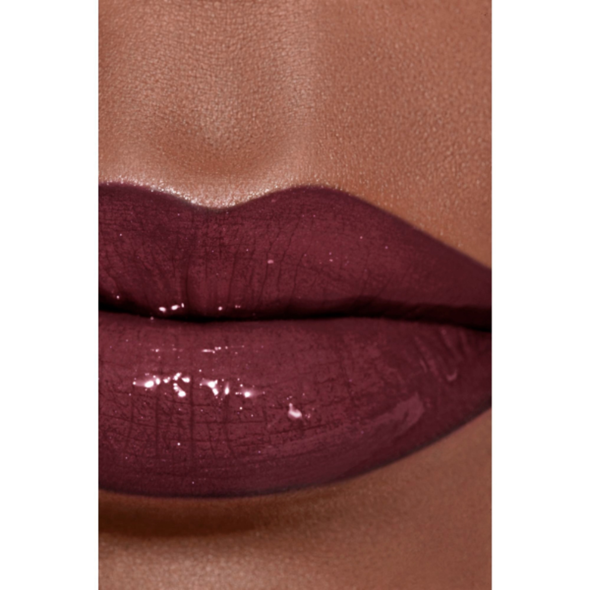 CHANEL LE ROUGE DUO ULTRA TENUE DUO LABBRA A LUNGA TENUTA 5 di 8 DUO LABBRA A LUNGA TENUTA