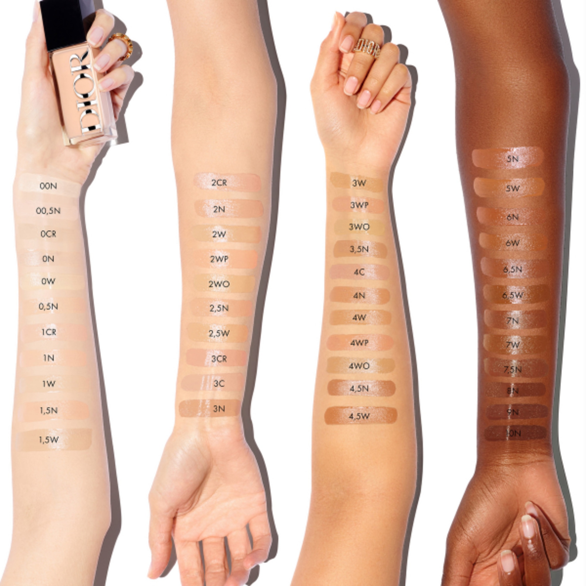  Dior DIOR FOREVER SKIN GLOW Fondotinta Luminoso – Tenuta 24 Ore e Idratazione 48 Ore  1 di 6 