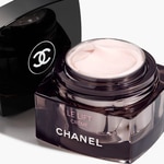 50 ML CHANEL LE LIFT CRÈME WRINKLES, FIRMNESS AND CONTOURS 3 di 5 CRÈME WRINKLES, FIRMNESS AND CONTOURS