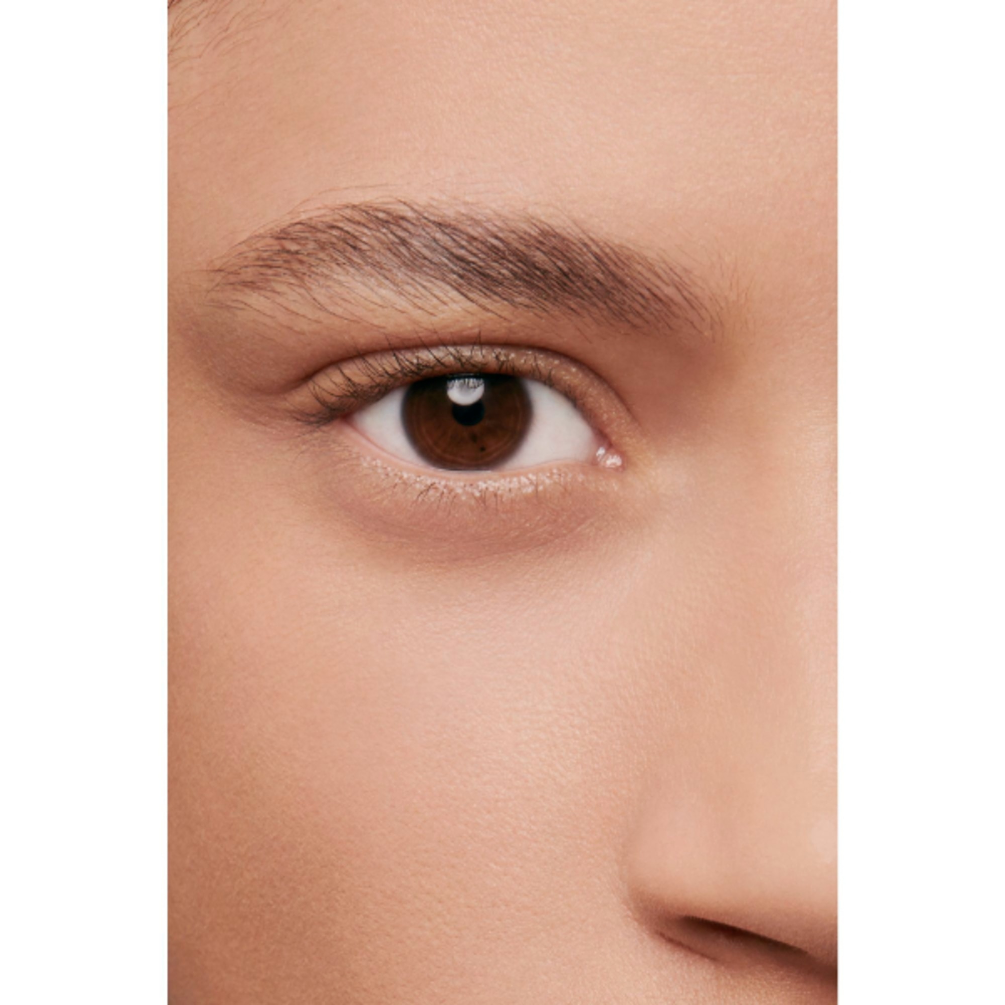 ULTRAWEAR – ALL-DAY COMFORT – FLAWLESS FINISH CONCEALER