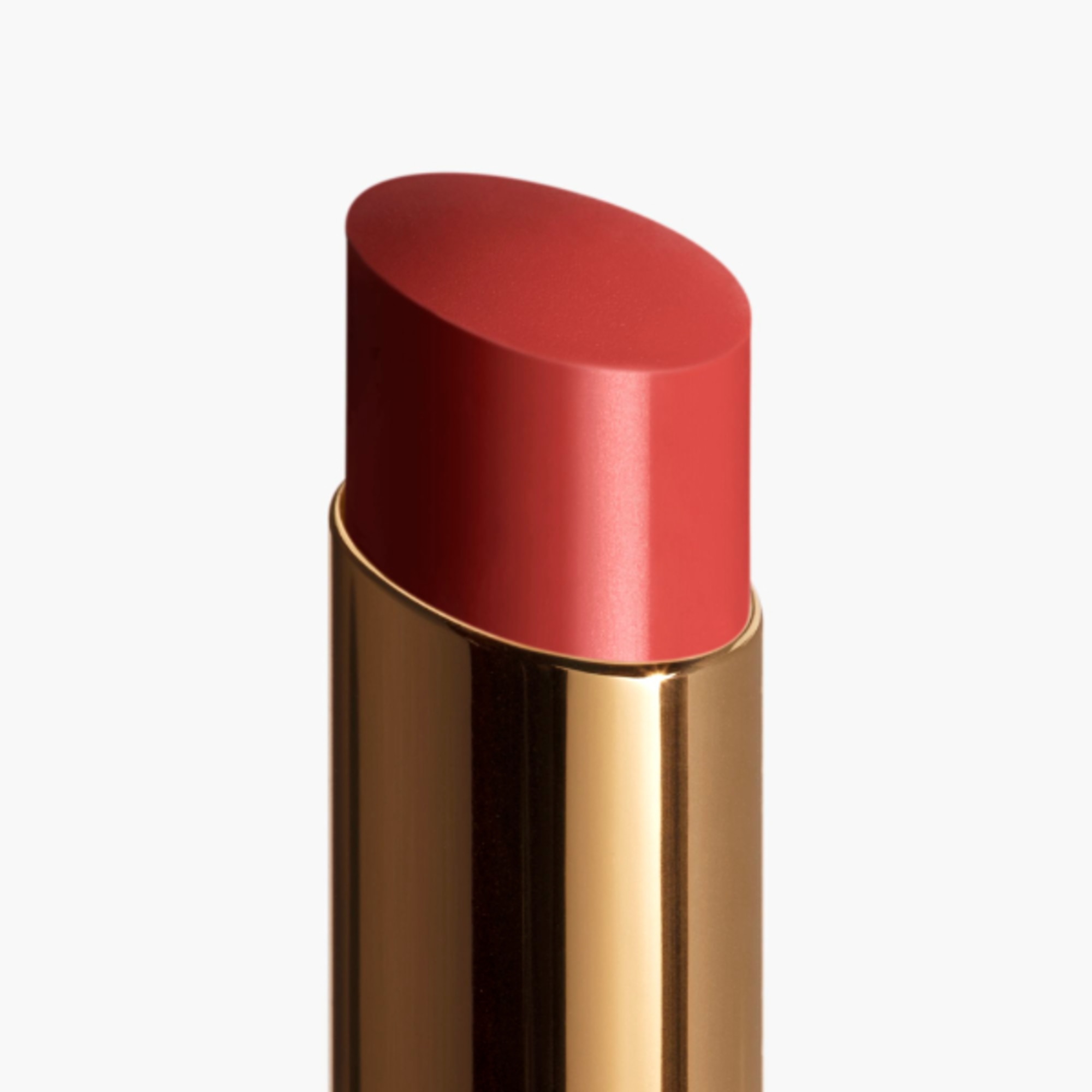 CHANEL ROUGE COCO FLASH COLORE, BRILLANTEZZA E INTENSITÀ IN UN FLASH 3 di 7 COLORE, BRILLANTEZZA E INTENSITÀ IN UN FLASH