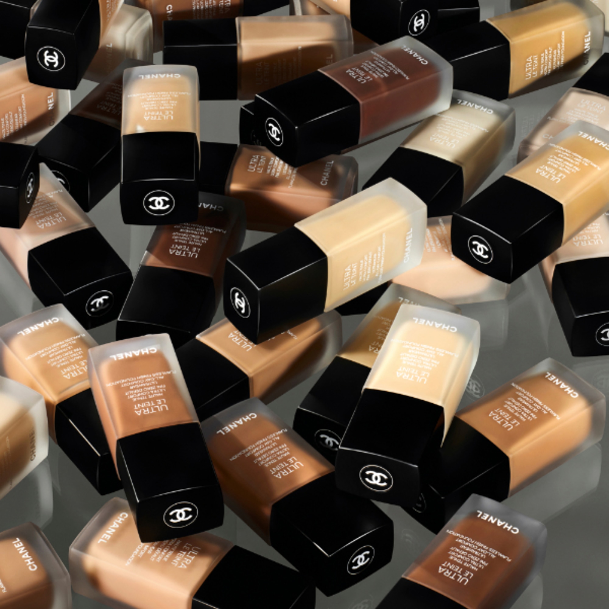 FONDOTINTA FLUIDO<br>LUNGA TENUTA - ULTRA-CONFORT - RISULTATO IMPECCABILE