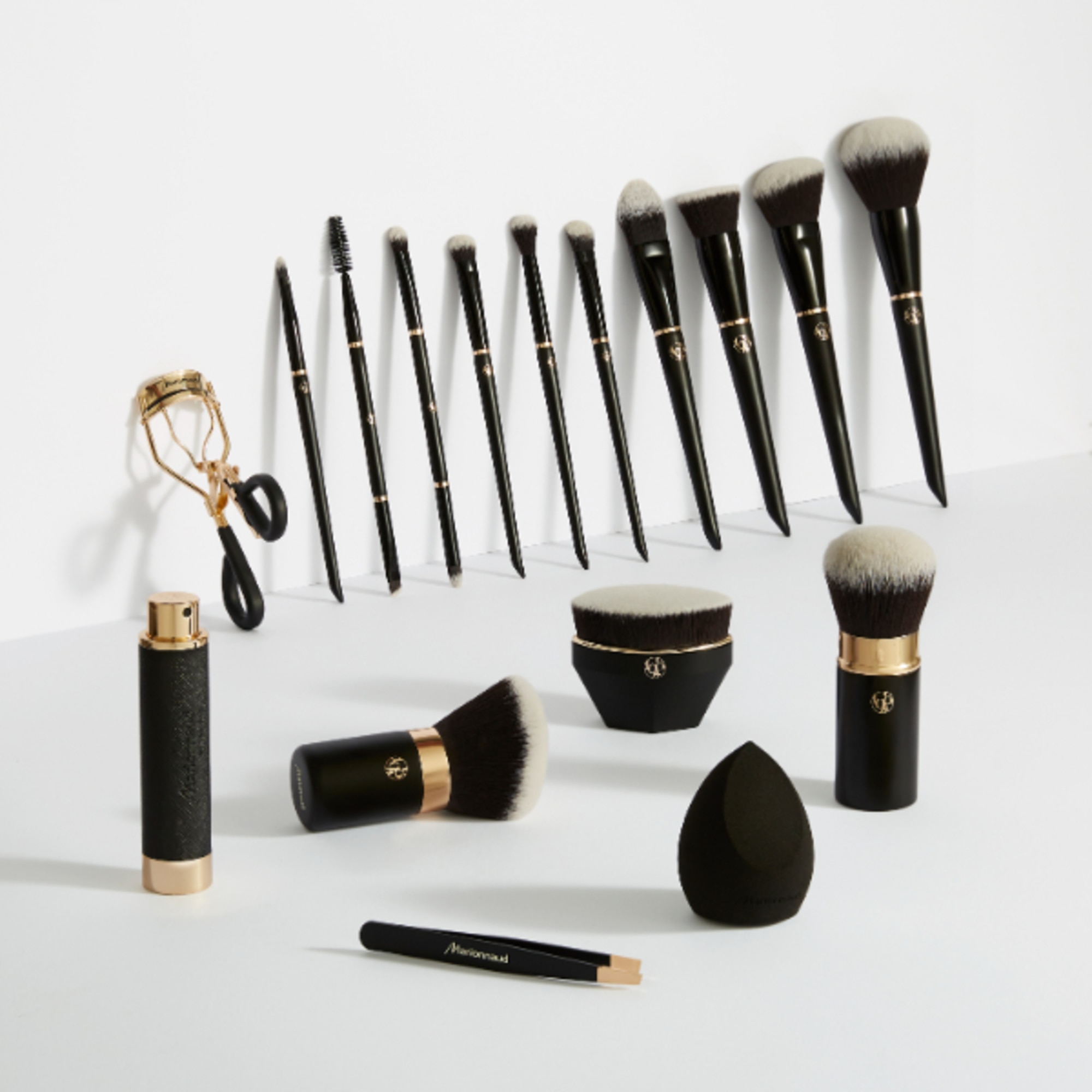 Il Pennello Obliquo Eyeliner e Sopracciglia N°11