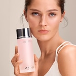 250 ML LA PRAIRIE CELLULAR SOFTENING AND BALANCING LOTION Tonico Viso 5 di 6 Tonico Viso