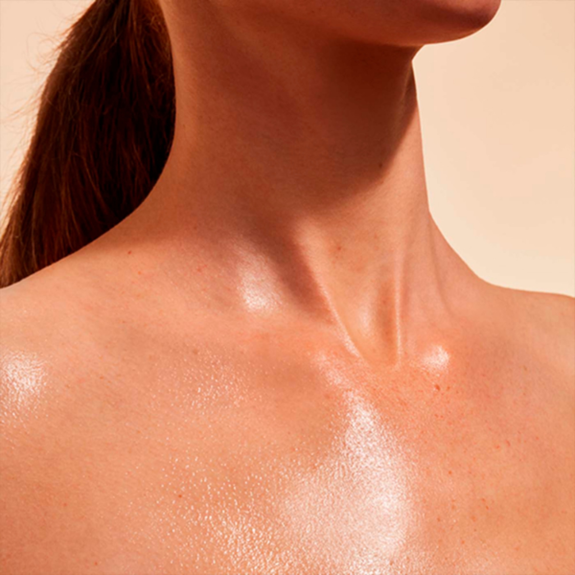 Spray Solare Illuminante Protezione Molto Alta SPF50+ Corpo