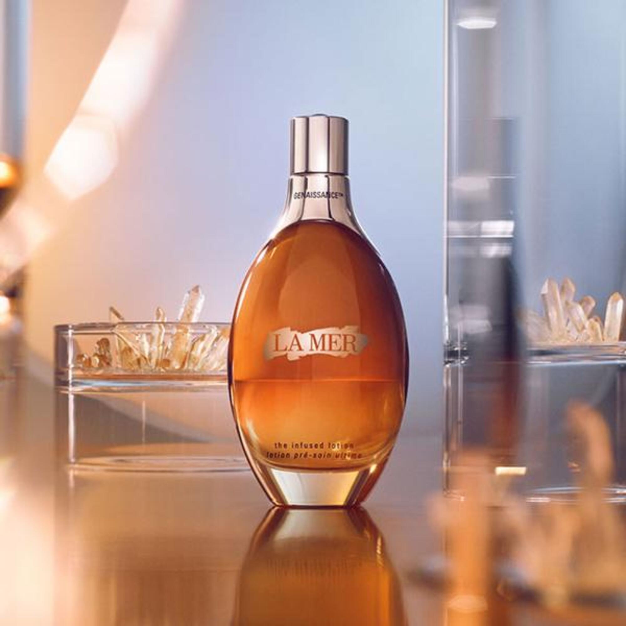 &nbsp;The Infused Lotion Fluido Viso Antirughe, Trattamento Riparatore, Trattamento Rigenerante