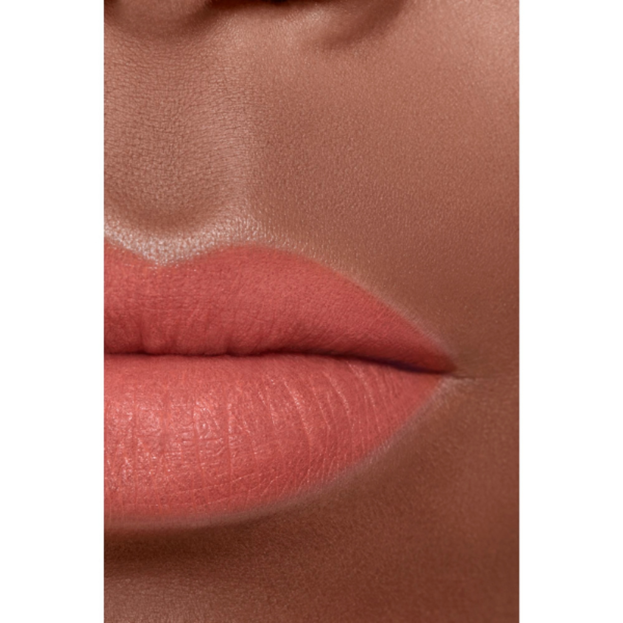 Rossetto mat colore intenso