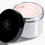 50ml ric CHANEL LE LIFT CRÈME WRINKLES, FIRMNESS AND CONTOURS 3 di 5 CRÈME WRINKLES, FIRMNESS AND CONTOURS