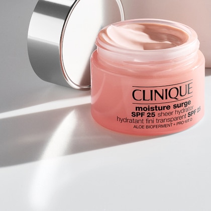 30 ML Clinique MOISTURE SURGE SPF25 Crema Idratante Leggera  1 di 3 