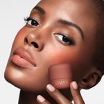 Giorgio Armani DOLCI BLUSH Blush Multiuso dal Finish Soft Matte 7 di 7 Blush Multiuso dal Finish Soft Matte