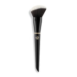 Marionnaud 1984 1984 ACCESSORIES Il Pennello Blush e Bronzer N°08 1 di 7 Il Pennello Blush e Bronzer N°08